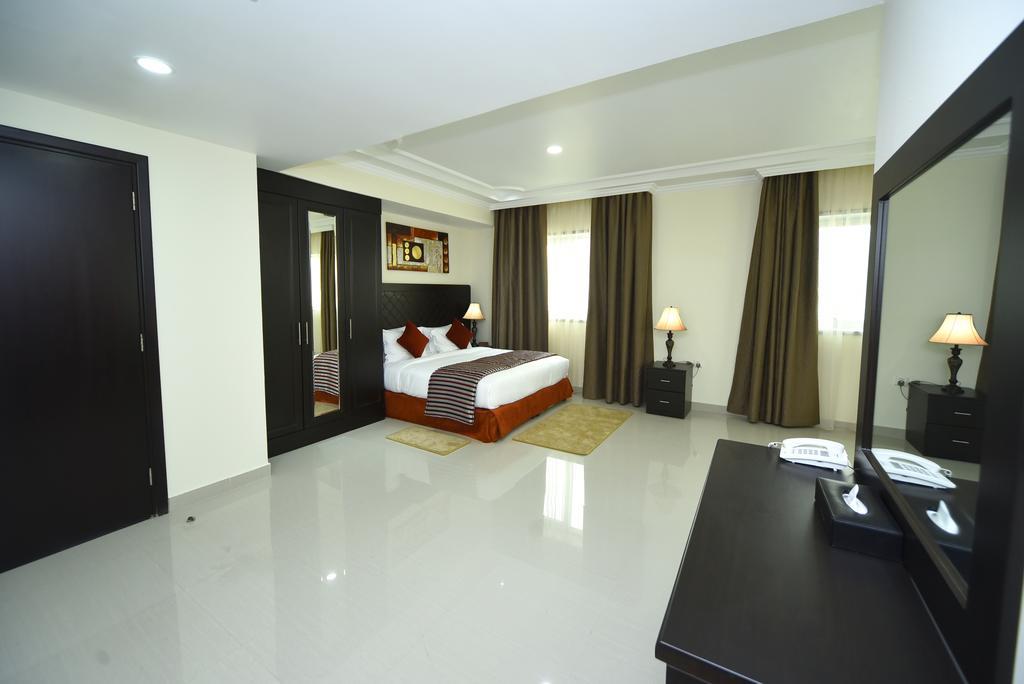 Alain Hotel Ajman Extérieur photo