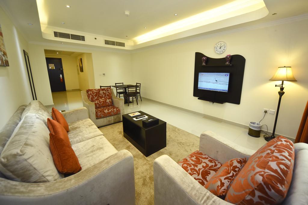 Alain Hotel Ajman Extérieur photo