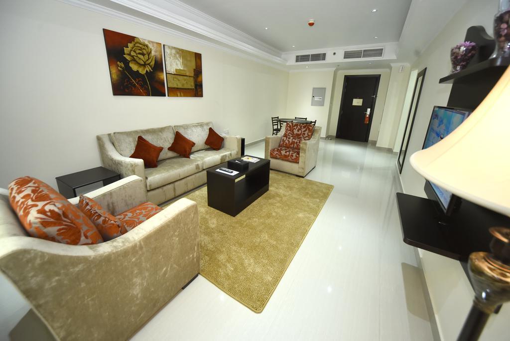 Alain Hotel Ajman Extérieur photo