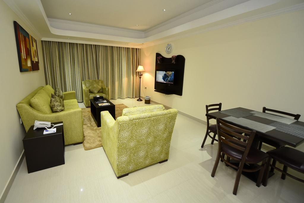 Alain Hotel Ajman Extérieur photo