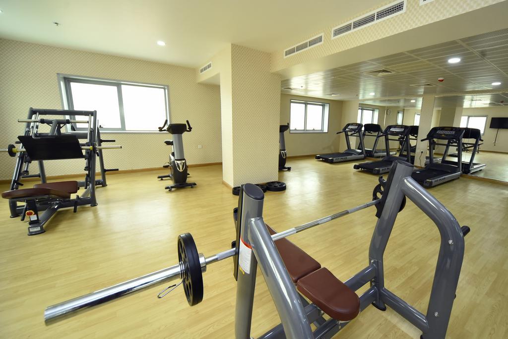 Alain Hotel Ajman Extérieur photo