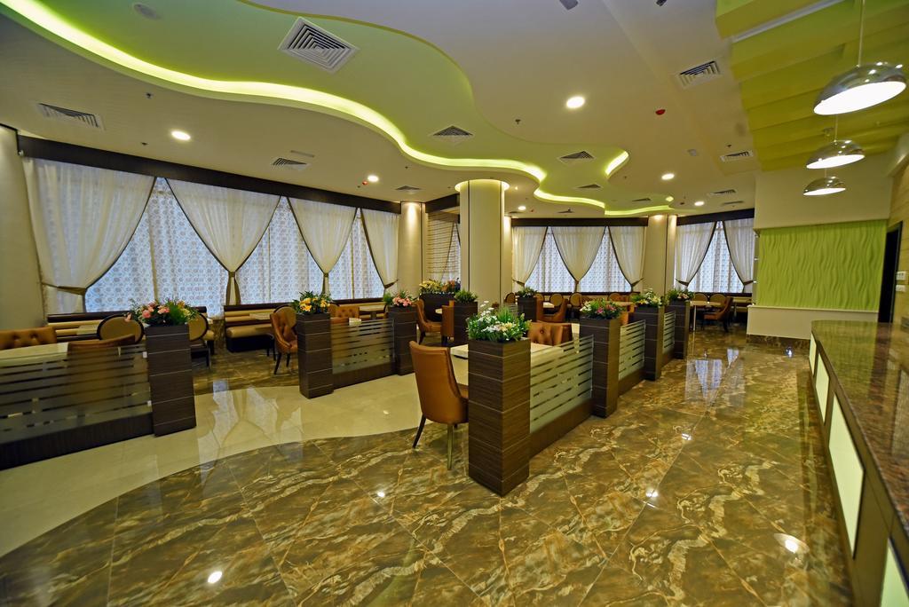 Alain Hotel Ajman Extérieur photo