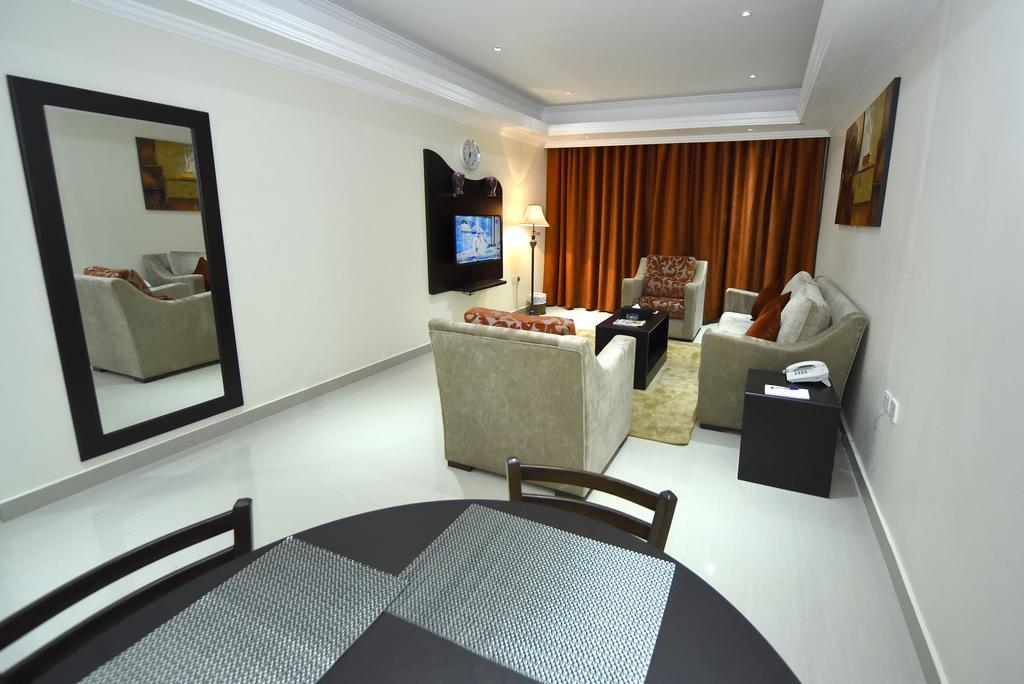 Alain Hotel Ajman Extérieur photo