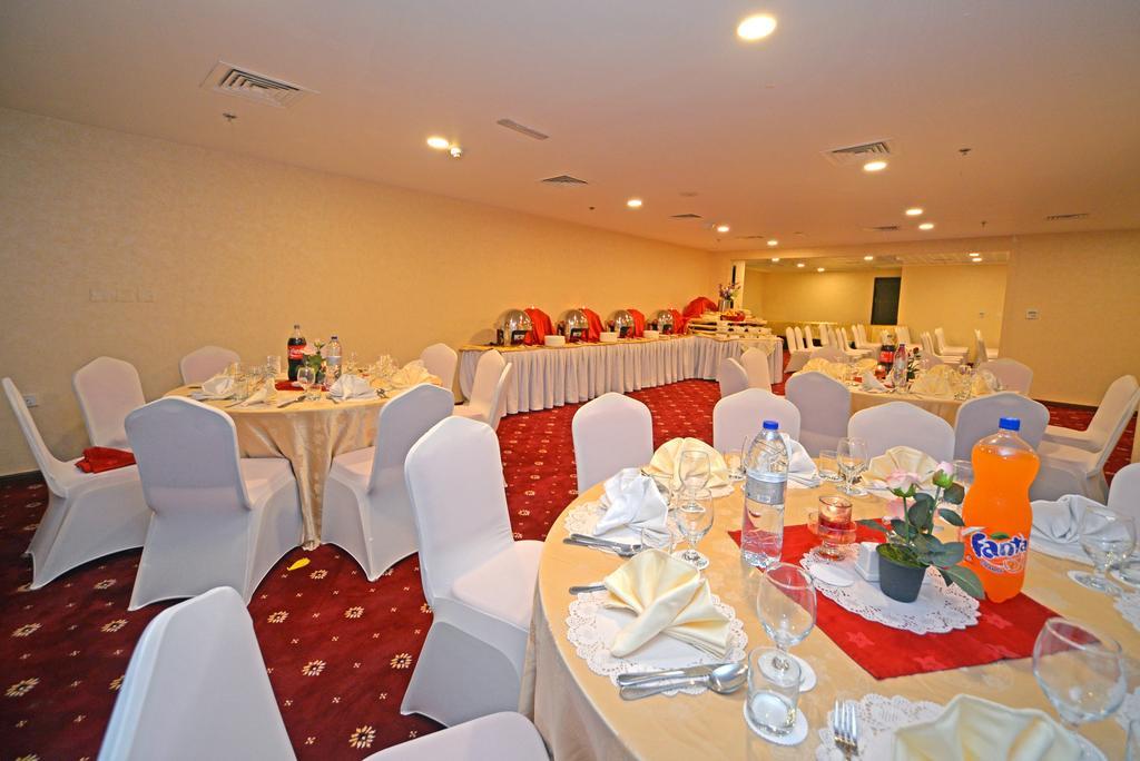 Alain Hotel Ajman Extérieur photo
