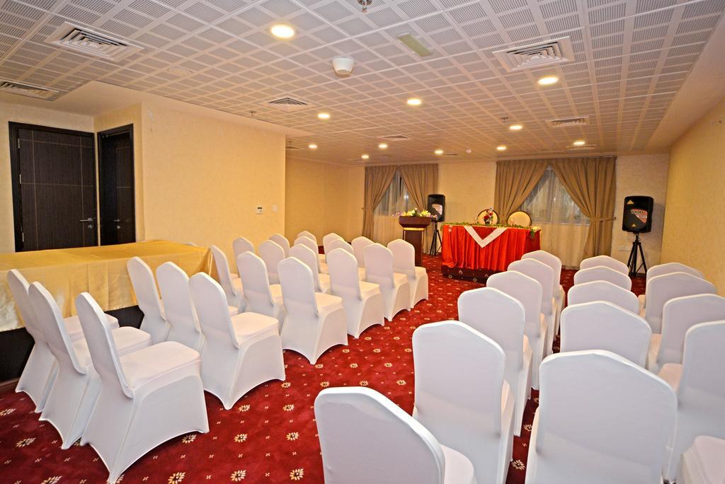 Alain Hotel Ajman Extérieur photo
